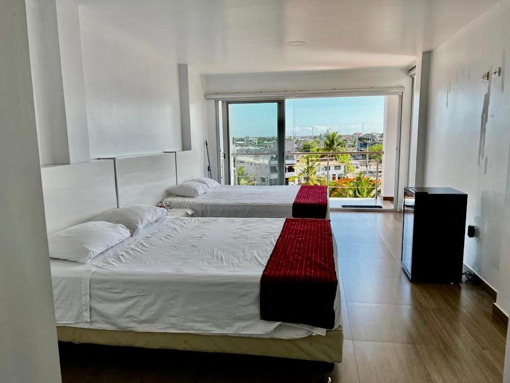Sumaq House, A New Suite With The Ocean View Puerto Ayora  Exterior foto